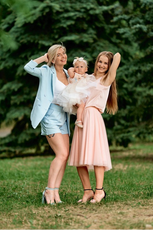 Фотограф Family Club Минск для семейной фотосессии и день рождения 250720 фото 11