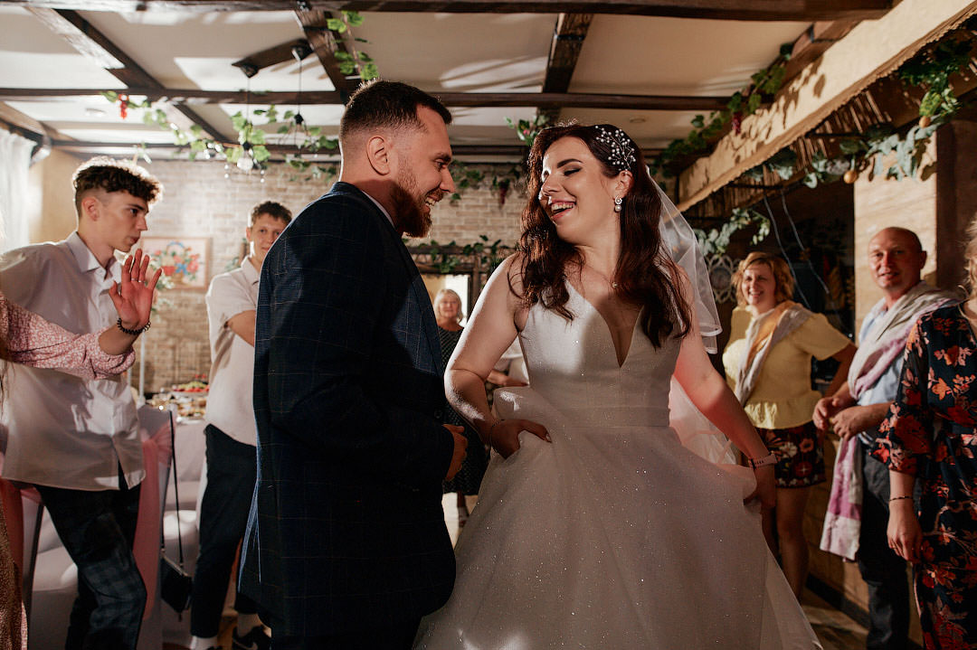 Свадебный фотограф Хойники в ресторане кафе Хуторок 060822 фото 27