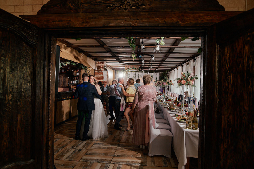 Свадебный фотограф Хойники в ресторане кафе Хуторок 060822 фото 29