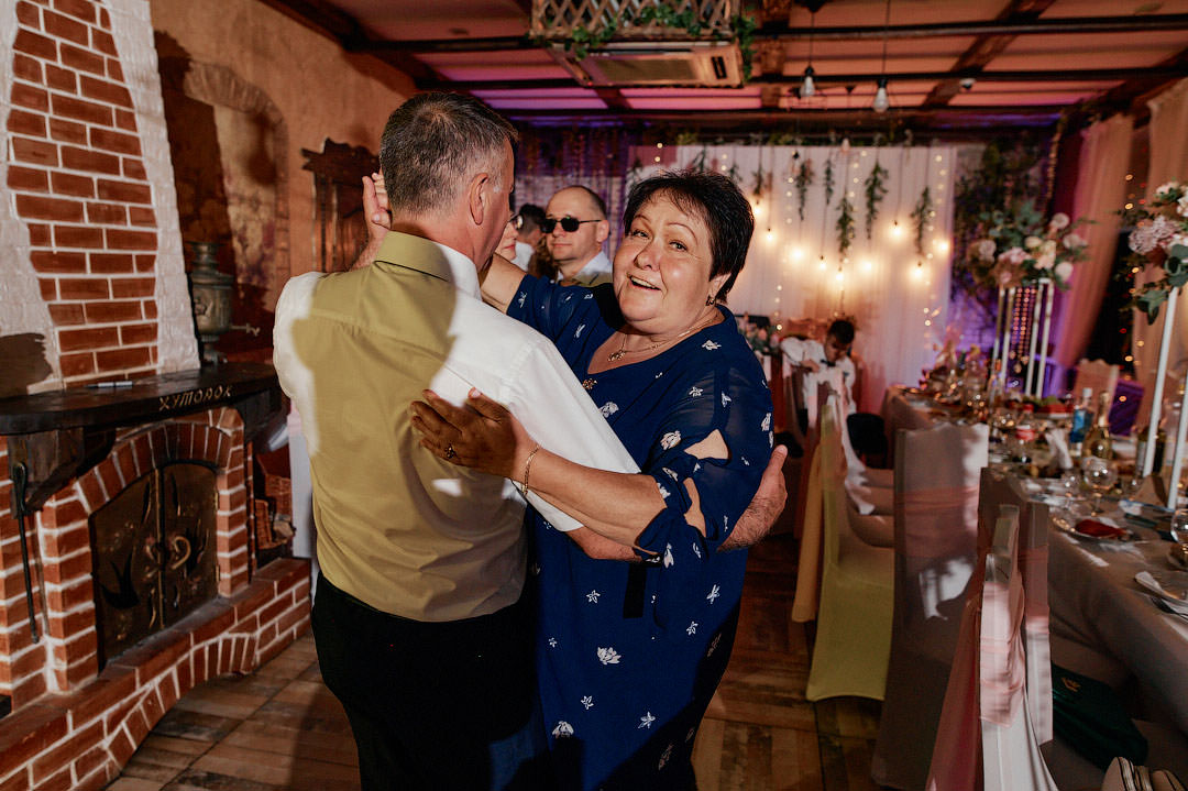 Свадебный фотограф Хойники в ресторане кафе Хуторок 060822 фото 45