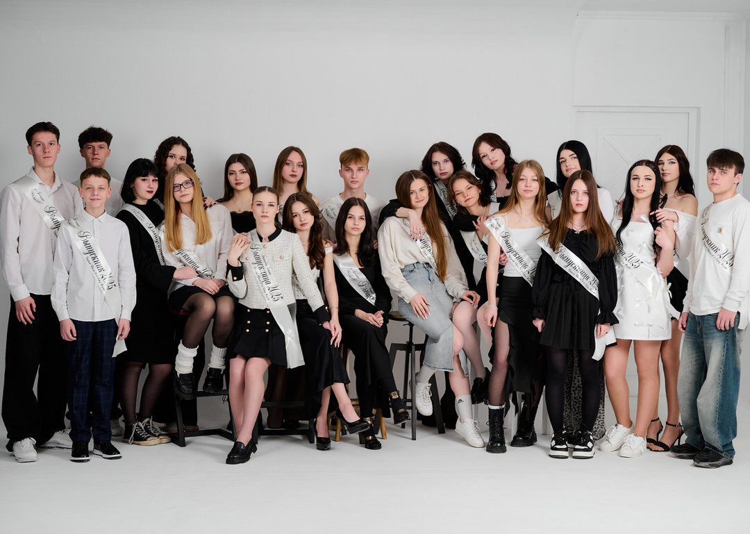 Фотограф на выпускной вечер и альбом 11 класс Мозырь Калинковичи фото 159